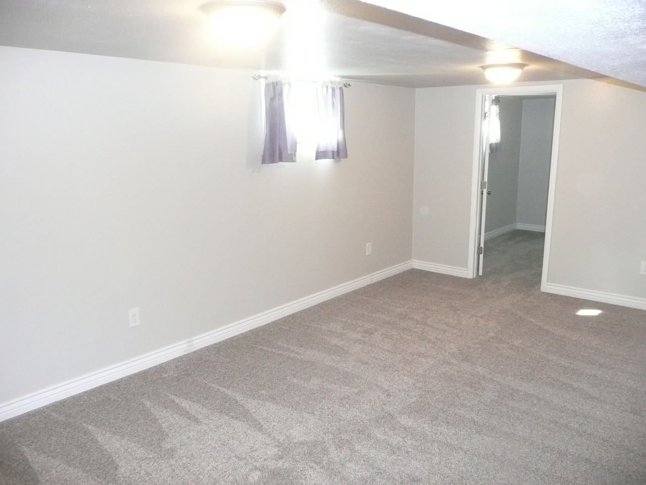 108 J W Ct #NA - Photo 2 of 10