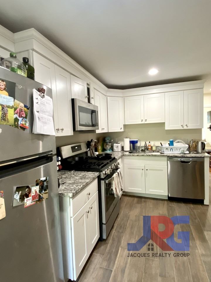 206 Princeton Street 2 - Photo 2 of 7