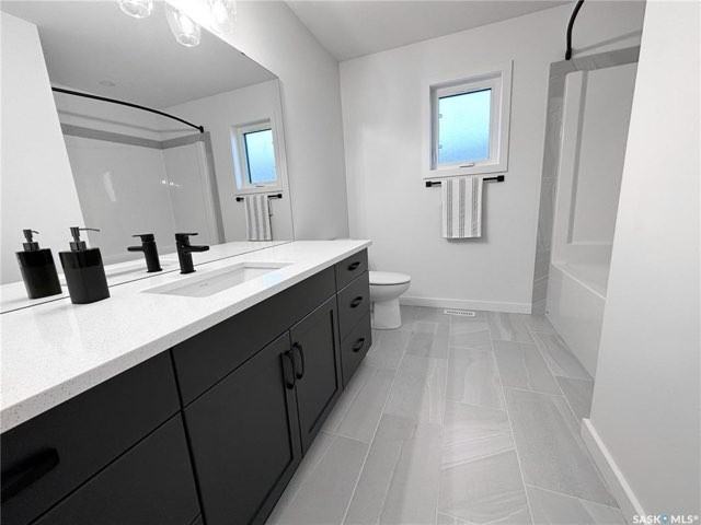 413 Germain Manor - Photo 3 of 11