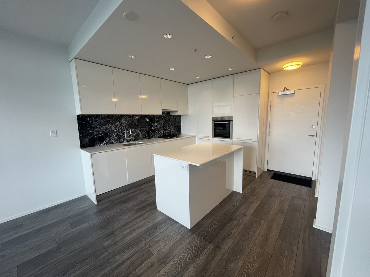 1955 Alpha Ave - Photo 4 of 10