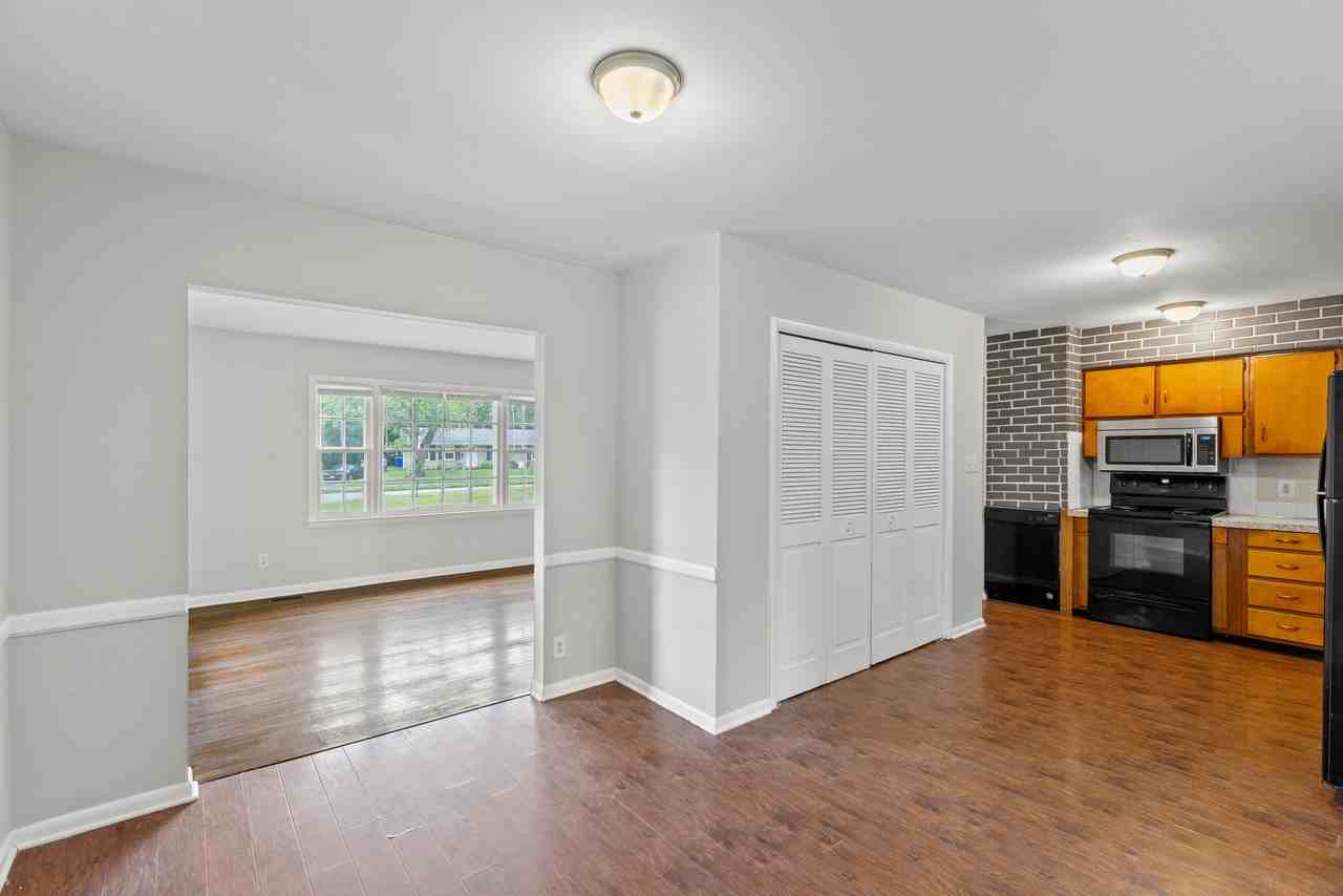 3560 Lansdowne Dr #1 - Photo 6 of 23