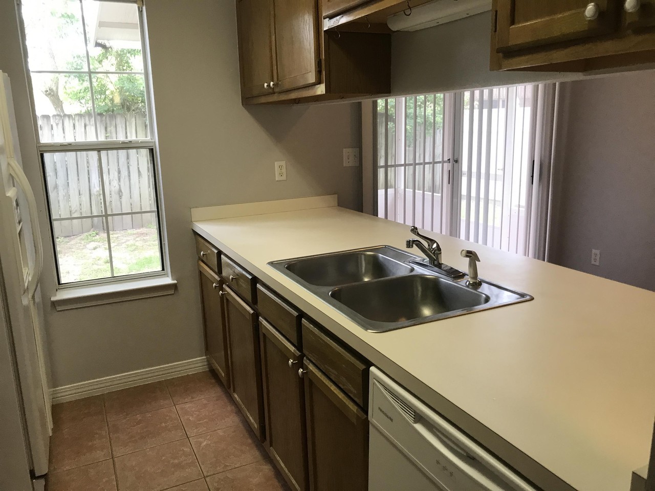 1840 Pointed Leaf Ln #1 - Photo 3 of 10