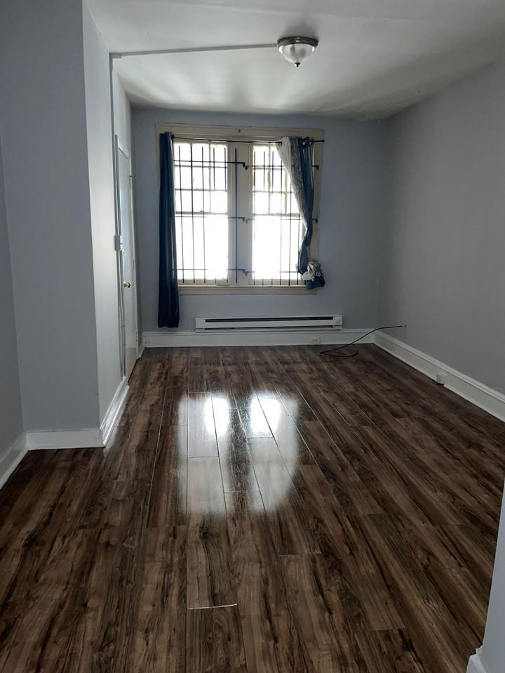 4942 N 7th St #1 - Photo 3 of 4