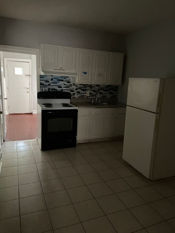 4942 N 7th St #1 - Photo 2 of 4