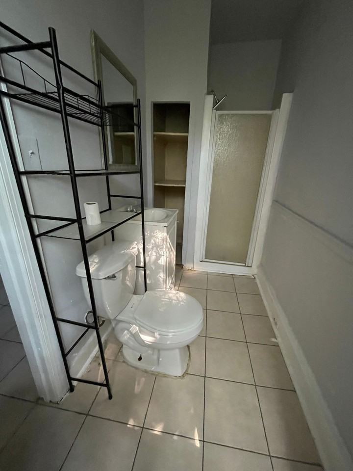 4942 N 7th St #1 - Photo 4 of 4