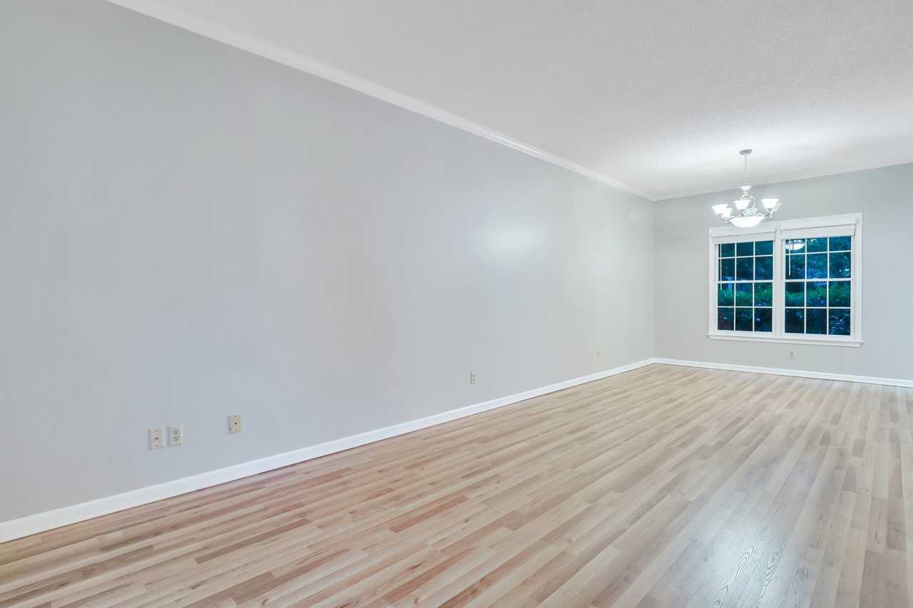123 Companion Way - Photo 6 of 31