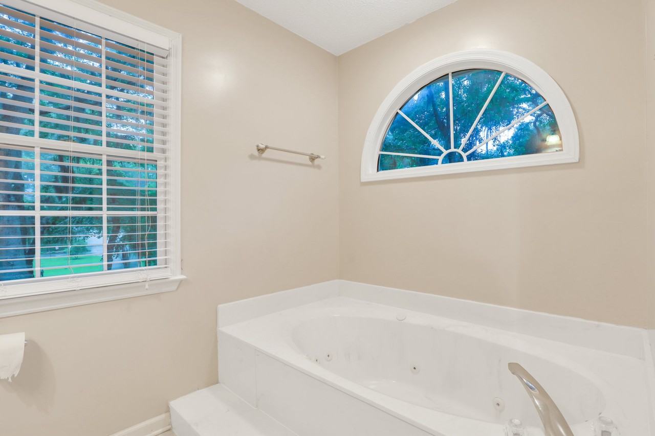 123 Companion Way - Photo 7 of 31