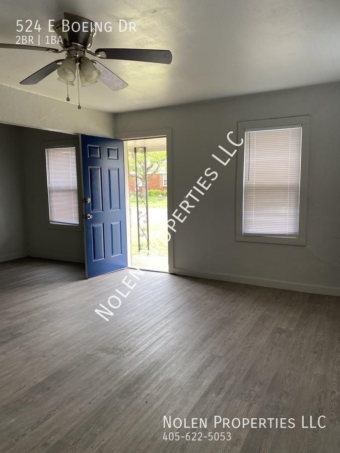 524 E Boeing Dr #1 - Photo 4 of 13