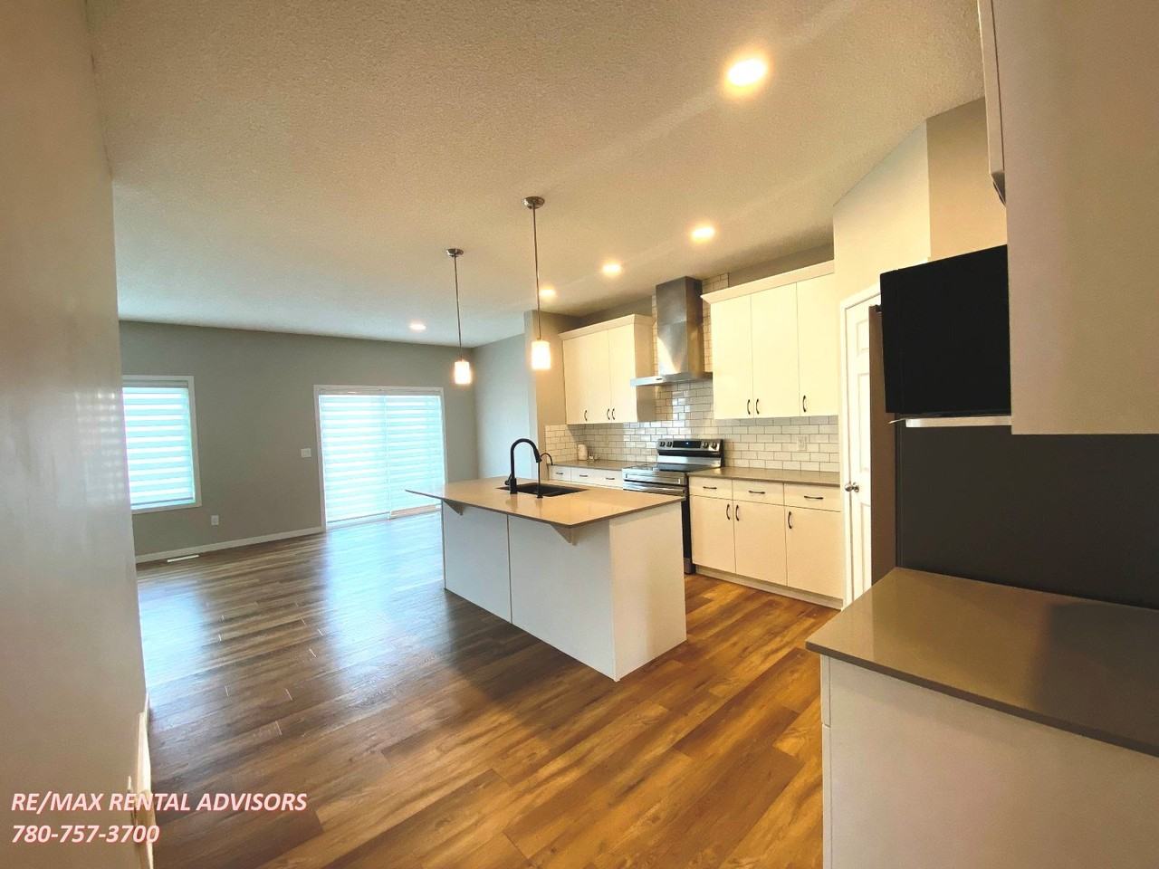 22512 99 Ave Nw - Photo 3 of 21