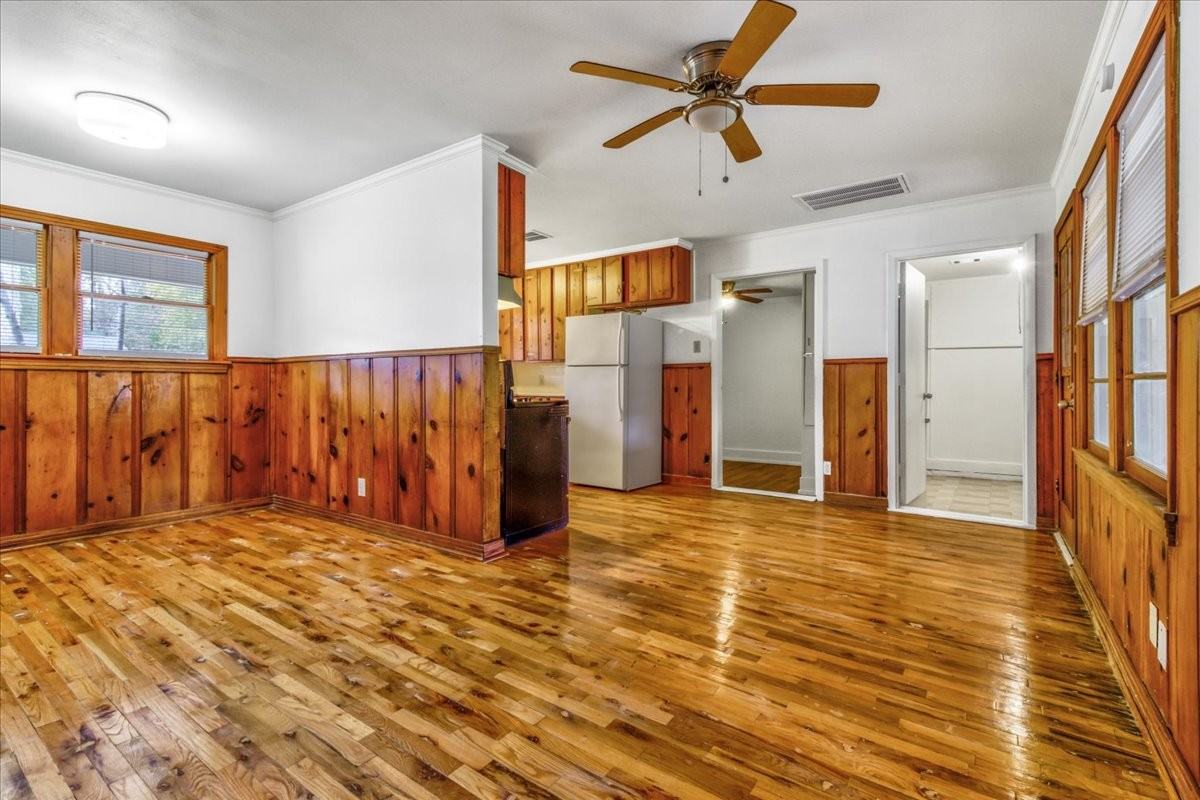 640 Parson Dr #1 - Photo 5 of 15