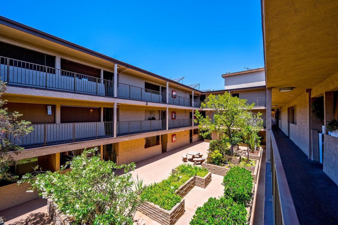 2501 West Redondo Beach Boulevard - 224unit 224 #224 - Photo 3 of 26