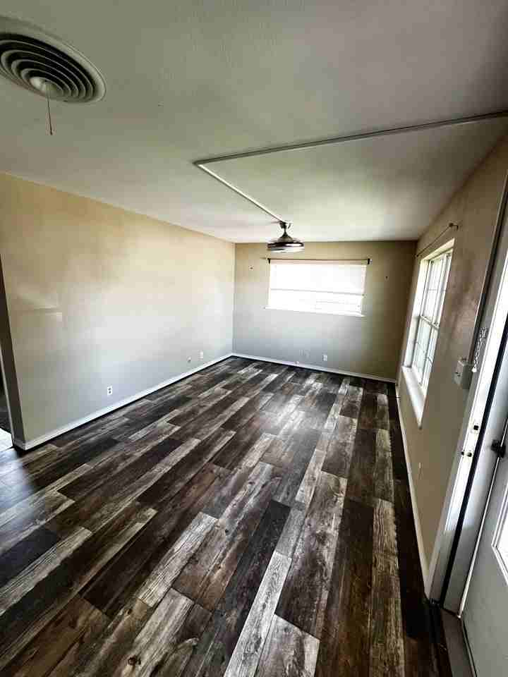 Coronado Ave #7B - Photo 2 of 5