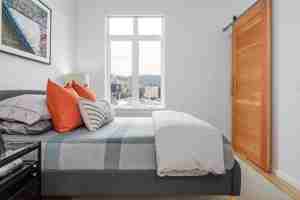 featured image of 1885 Nw Quimby St