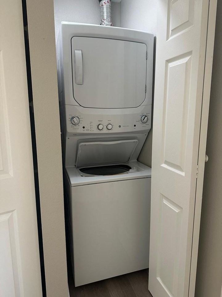 850 Benson Avenue - Photo 2 of 17