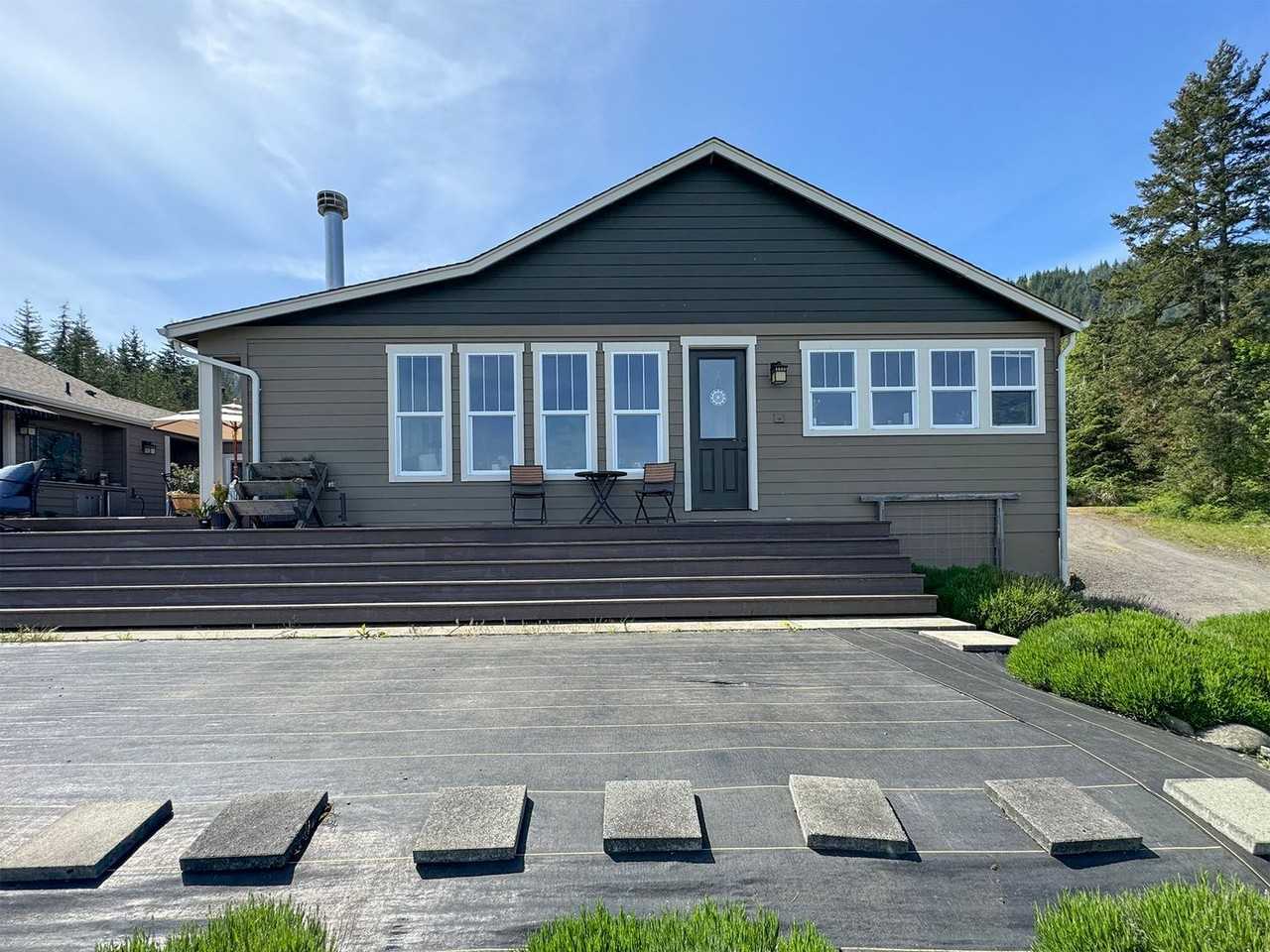 22 Hosler Dr - Photo 2 of 50