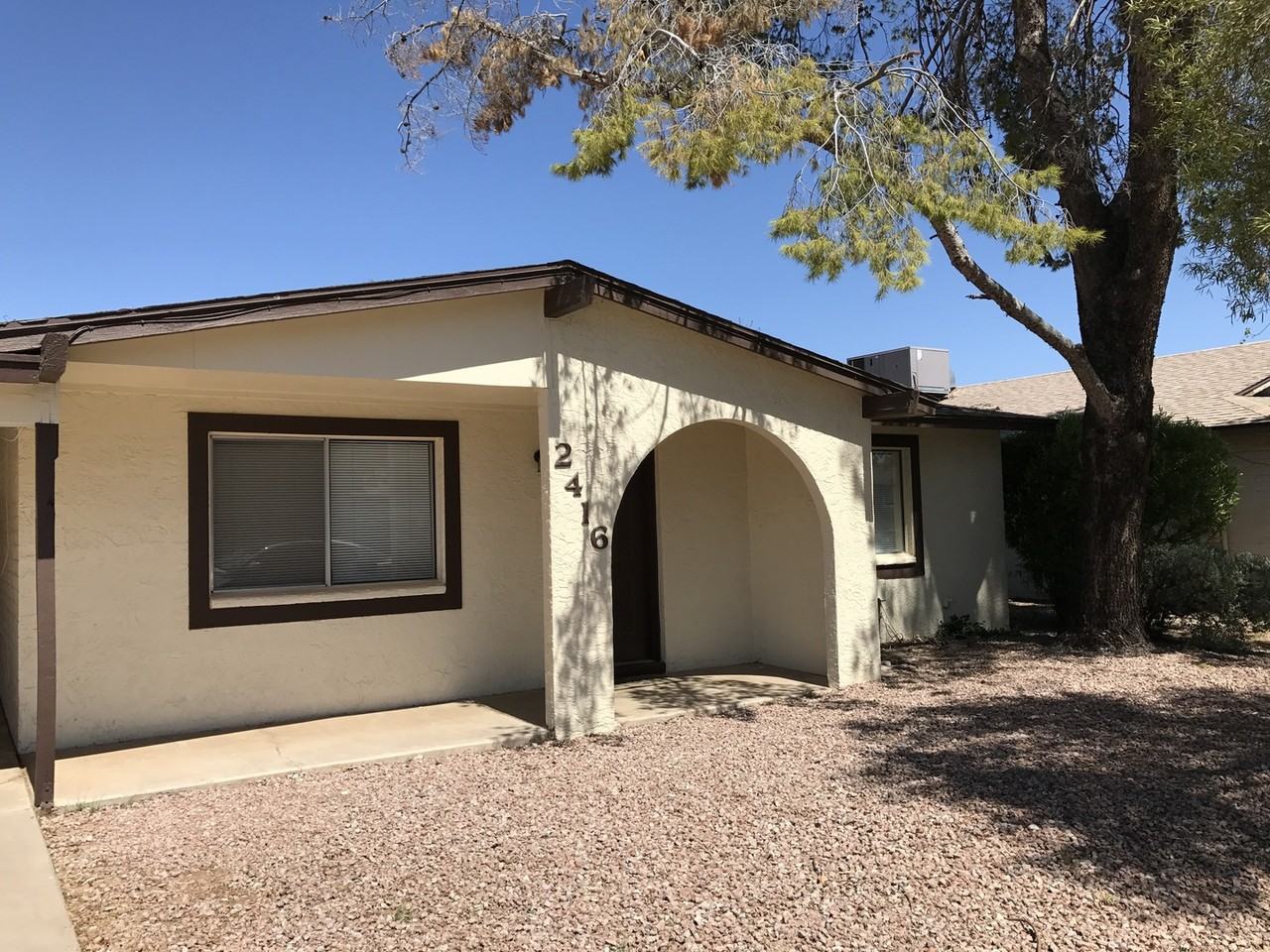 2416 W Jacinto Ave - Photo 2 of 28