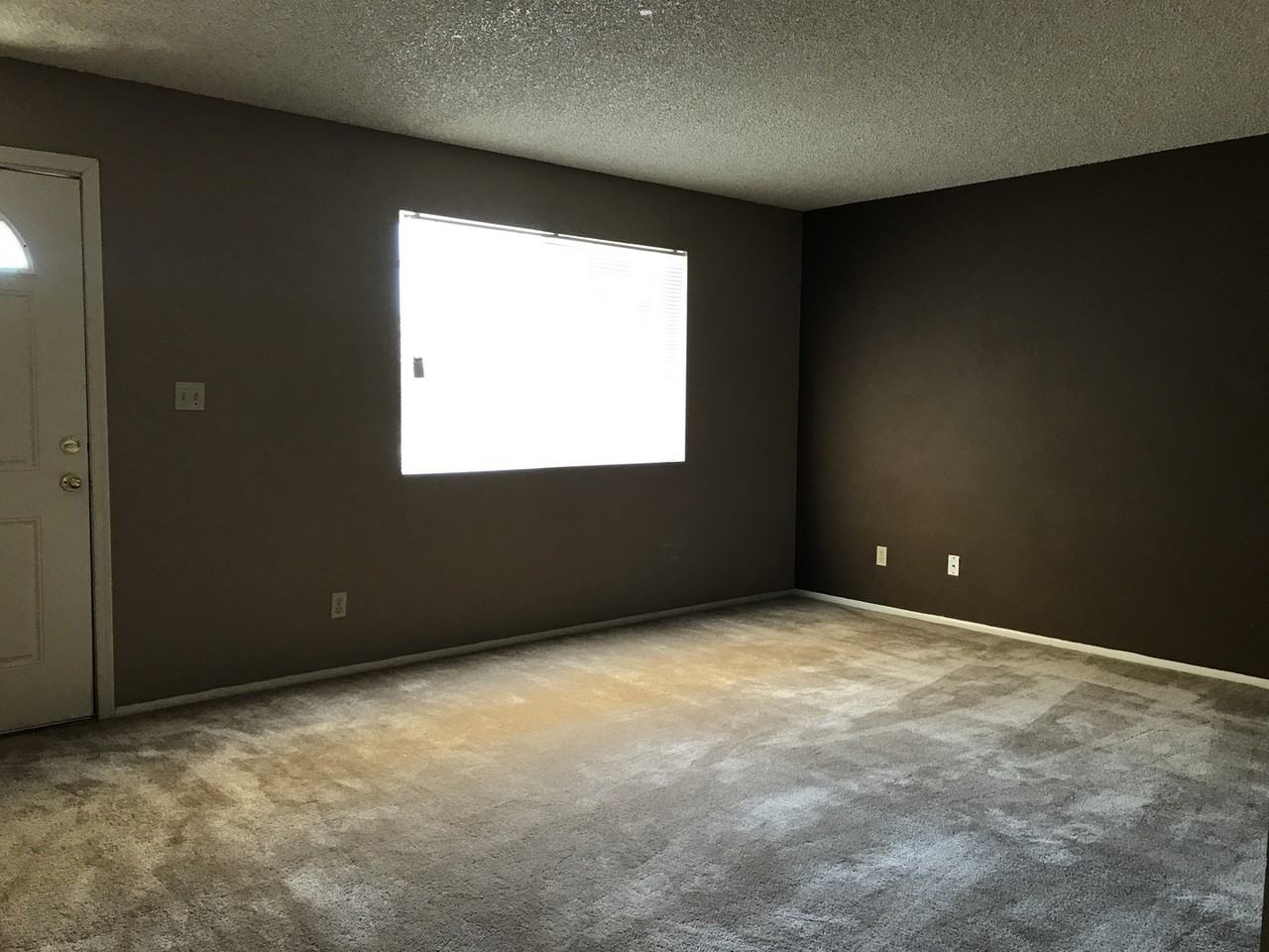 2416 W Jacinto Ave - Photo 3 of 28