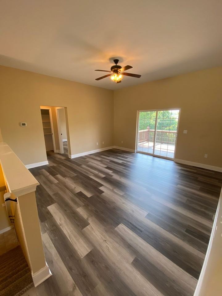 106 Sycamore Dr - Photo 3 of 41