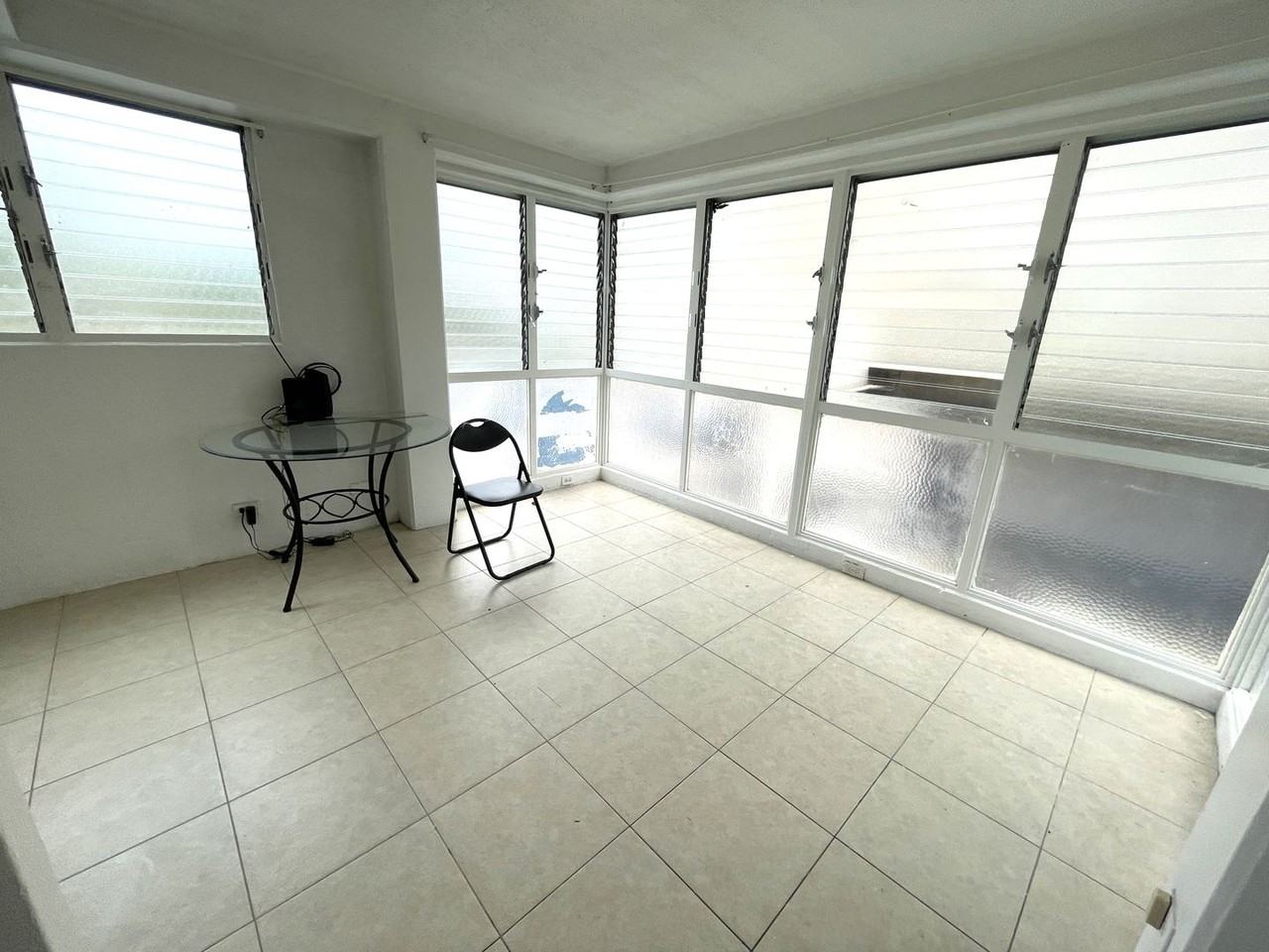 2107 Ala Wai Blvd - Photo 3 of 7
