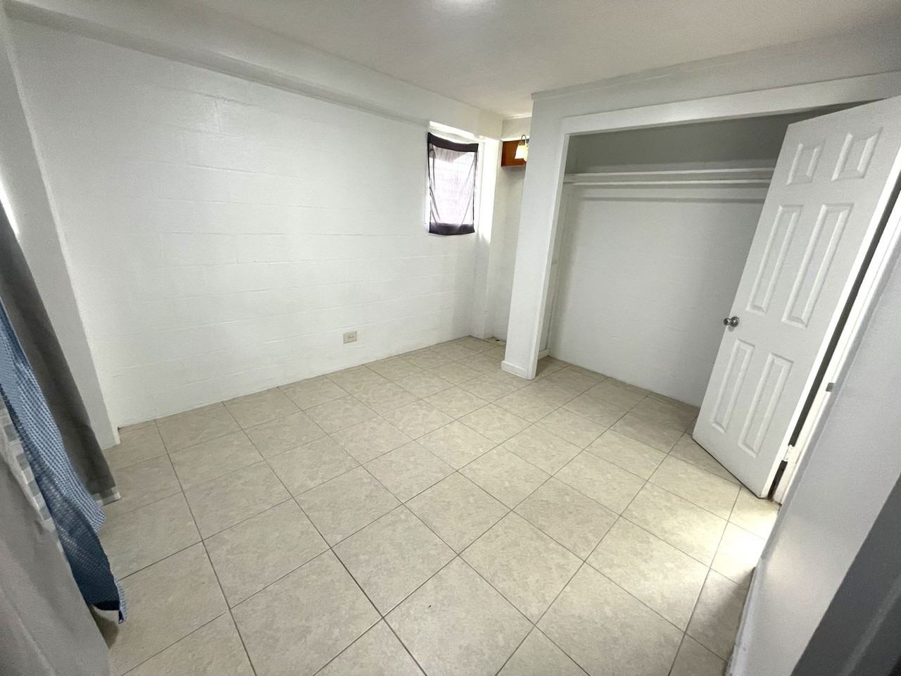 2107 Ala Wai Blvd - Photo 6 of 7