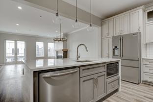 160 Morrow Ave #204 - Photo 1 of 1