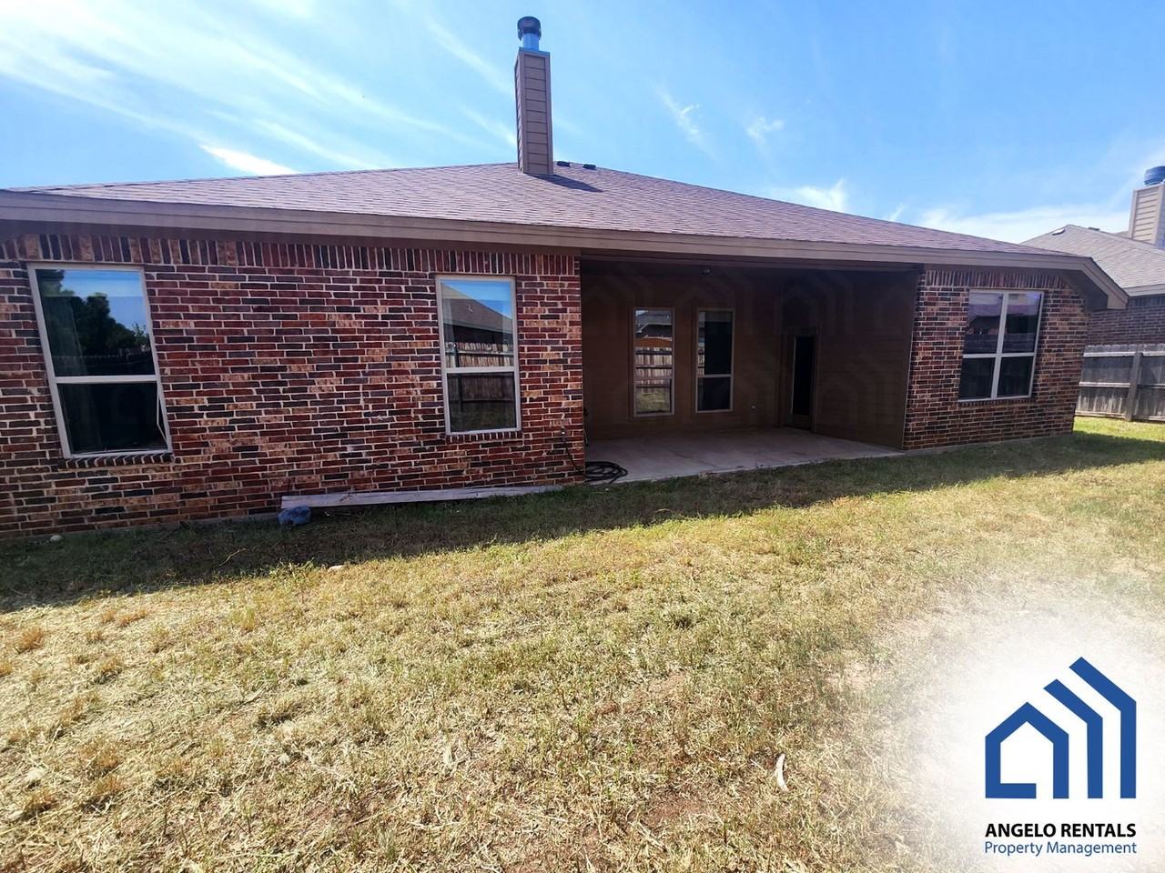 5905 Merrick St - Photo 3 of 17