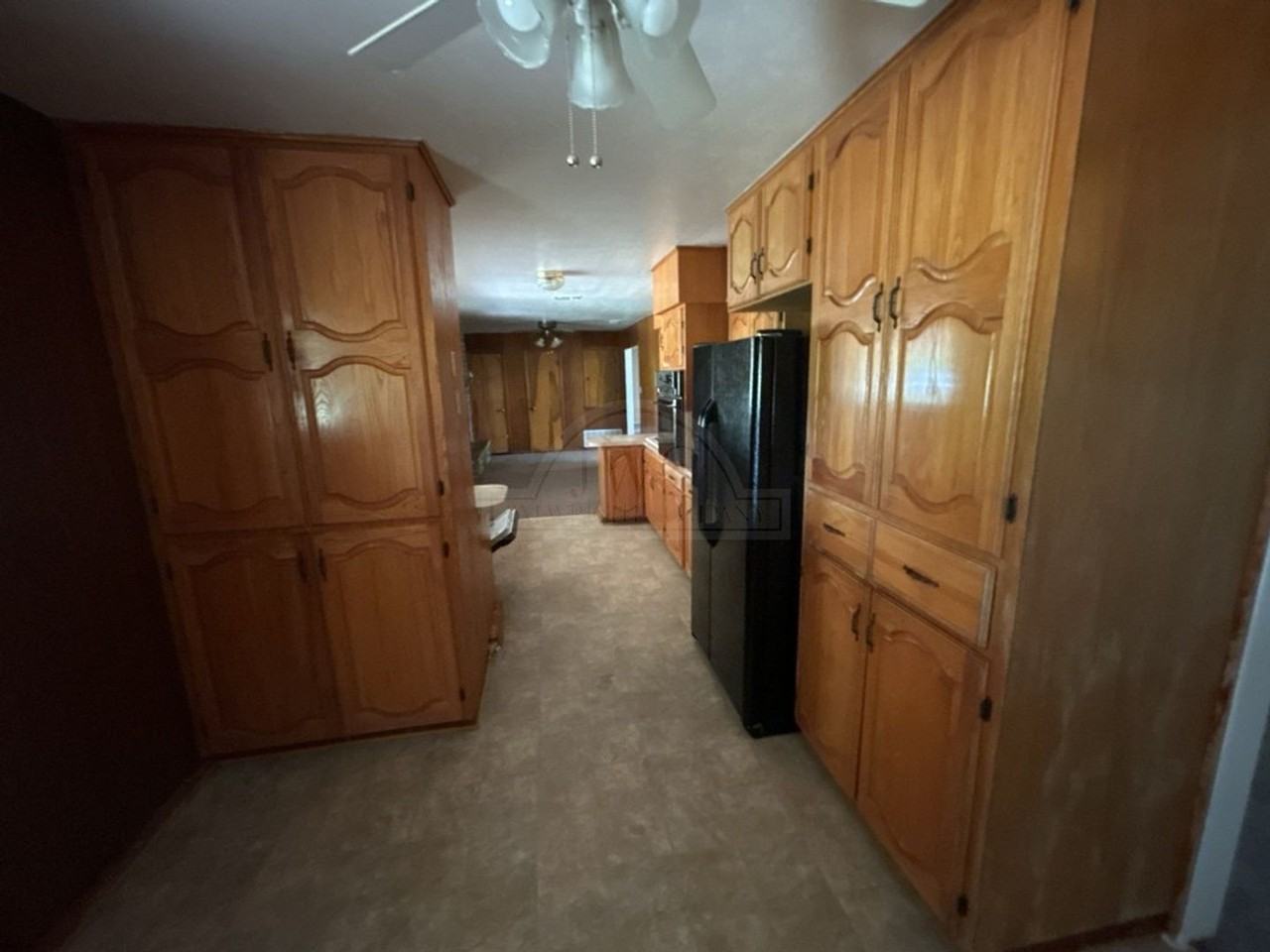 3906 Clear Creek Rd - Photo 7 of 17