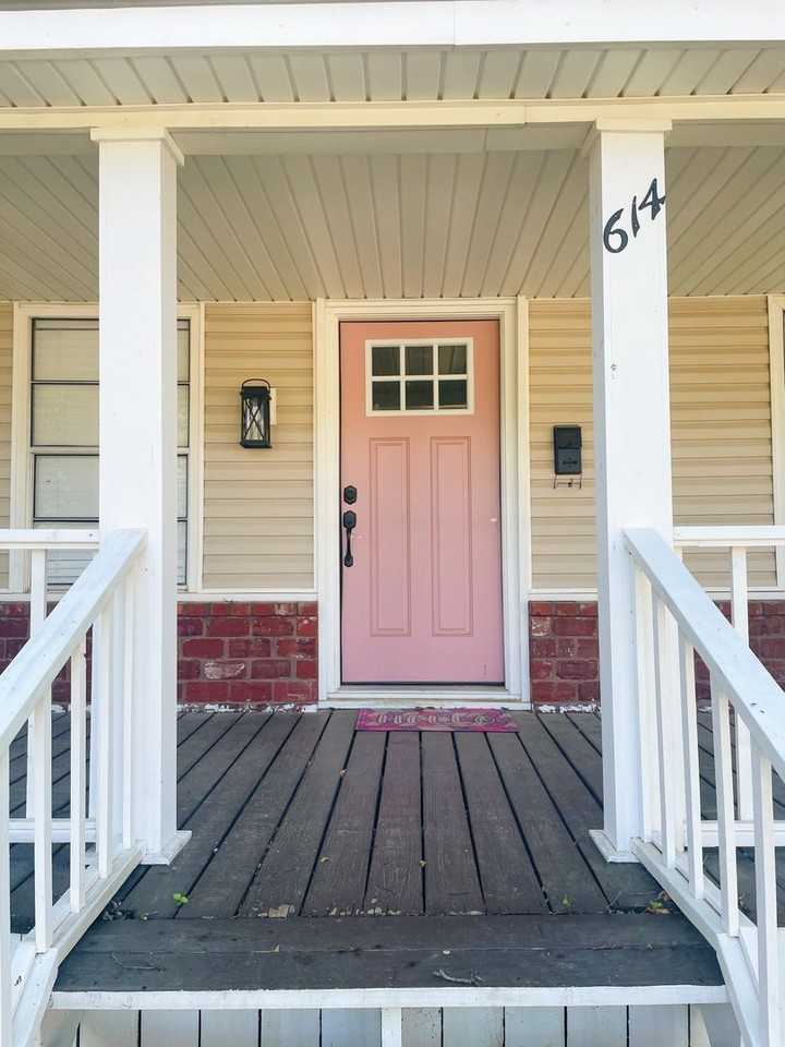 614 N 10th St - Photo 2 of 11