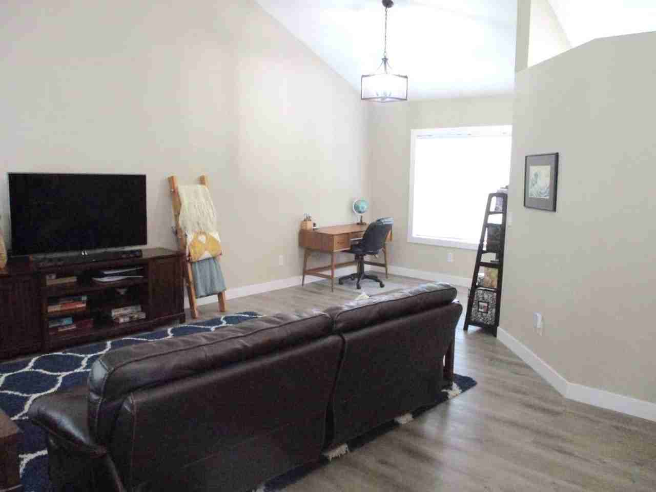 6813 81st Ave Nw - Photo 3 of 26