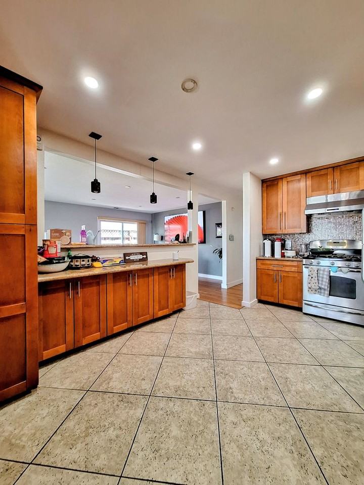 35759 Cabral Dr - Photo 3 of 32