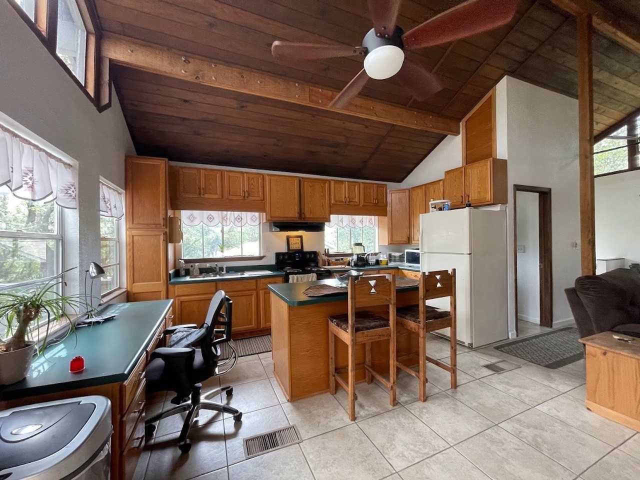 2429 Grandview Frst - Photo 3 of 21