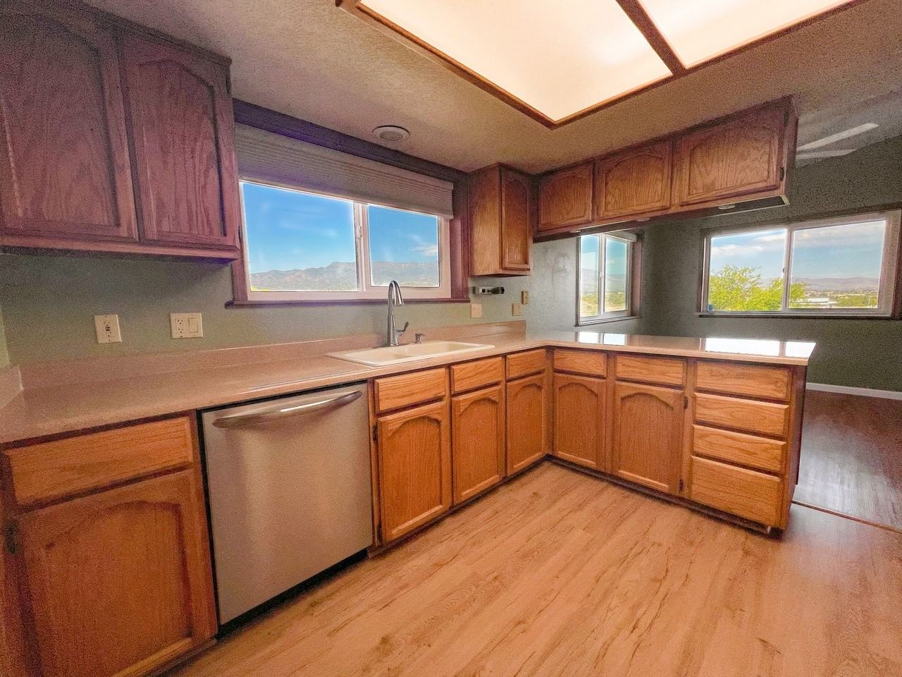 2065 S Cayuse Trl - Photo 4 of 23