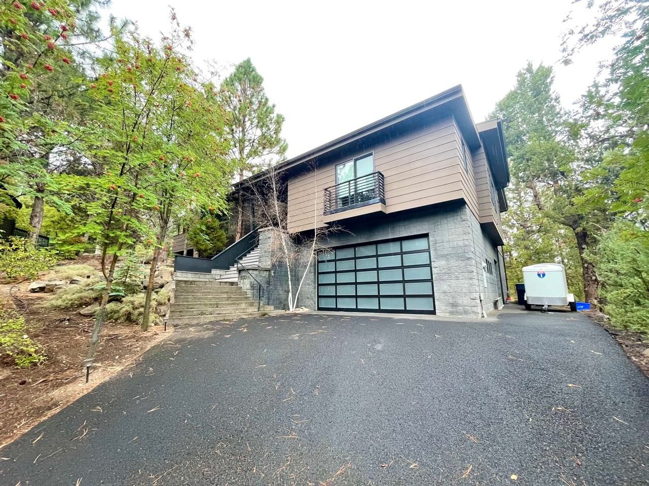 630 Nw Silver Buckle - Photo 2 of 43