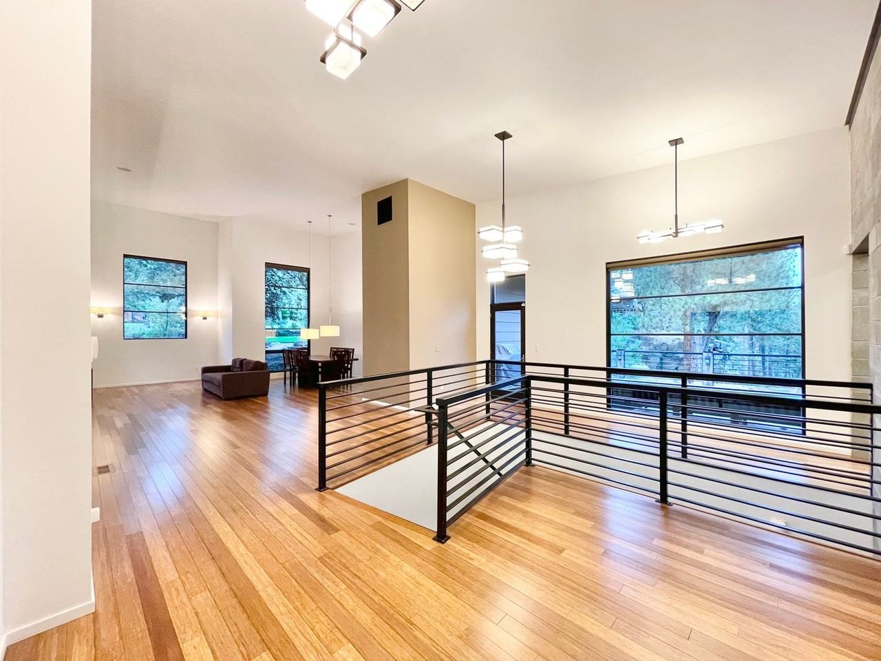 630 Nw Silver Buckle - Photo 4 of 43