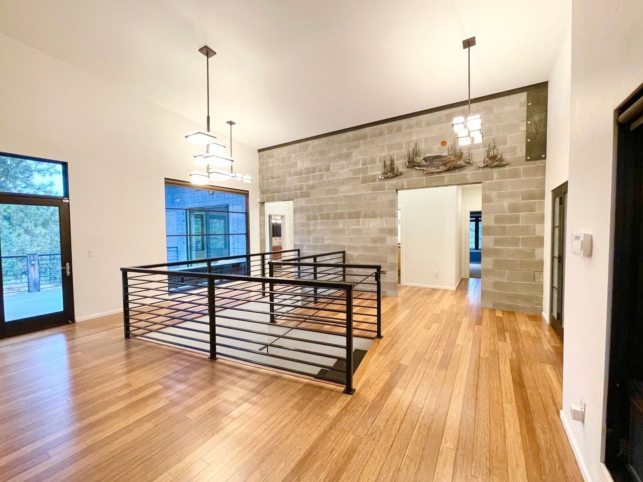 630 Nw Silver Buckle - Photo 5 of 43