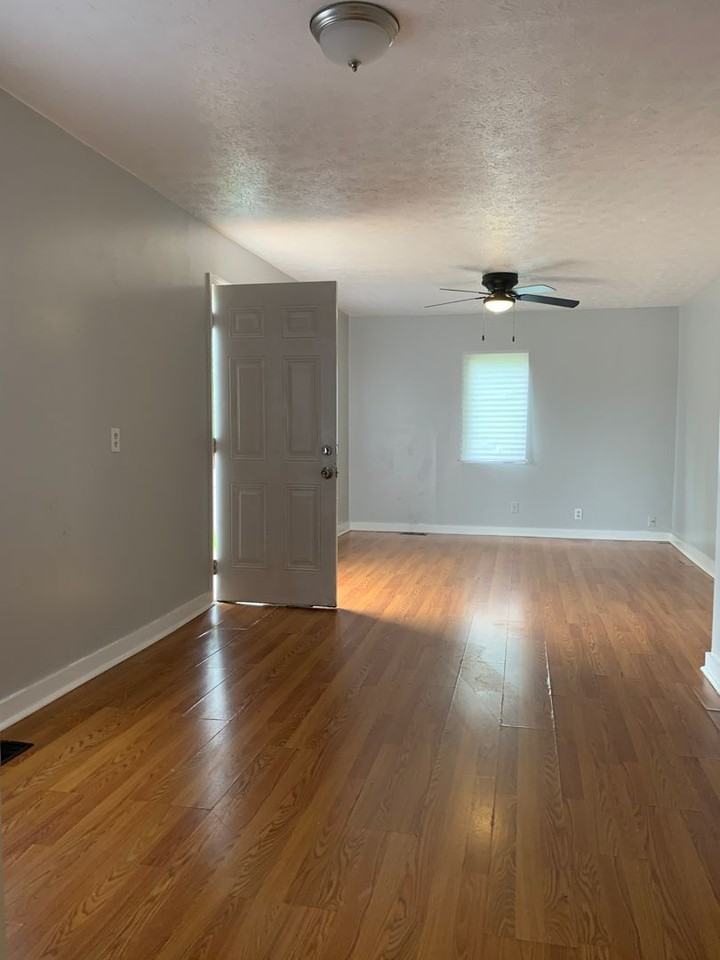 3321 Prescott Ave - Photo 2 of 9