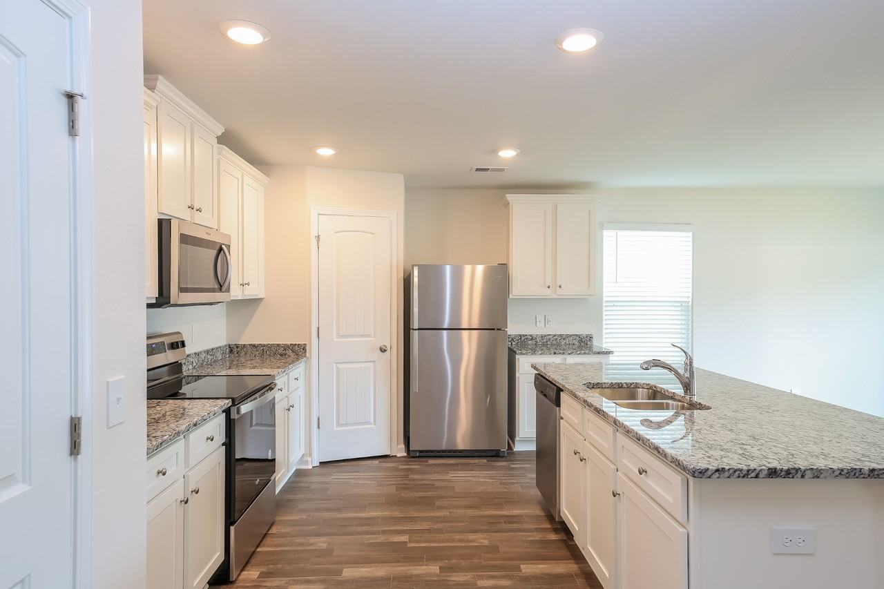 6026 Mason Tucker Dr - Photo 6 of 21