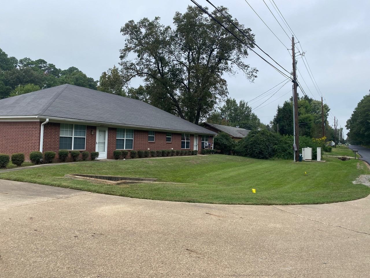 4827 North Park Road - Photo 2 of 2