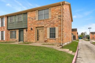 6685 Lexington Dr #22 - Photo 1 of 1