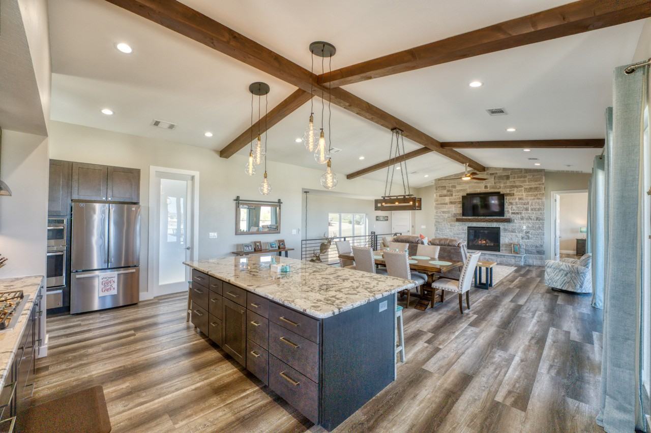 714 Matern Dr - Photo 3 of 39