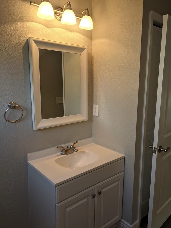 4307 Ohio Ave - Photo 2 of 18