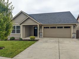 featured image of 565 Ne Fern Ave