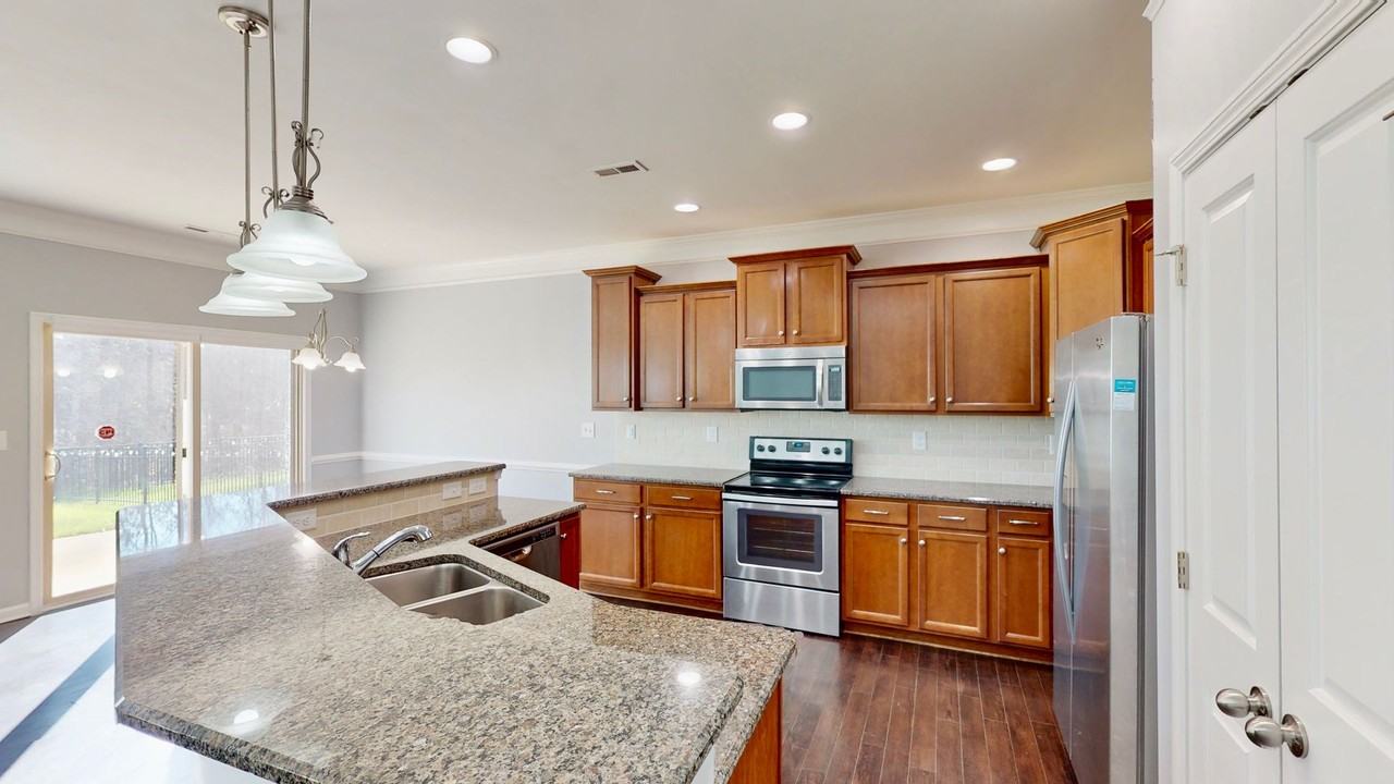 16126 Long Talon Way - Photo 5 of 32