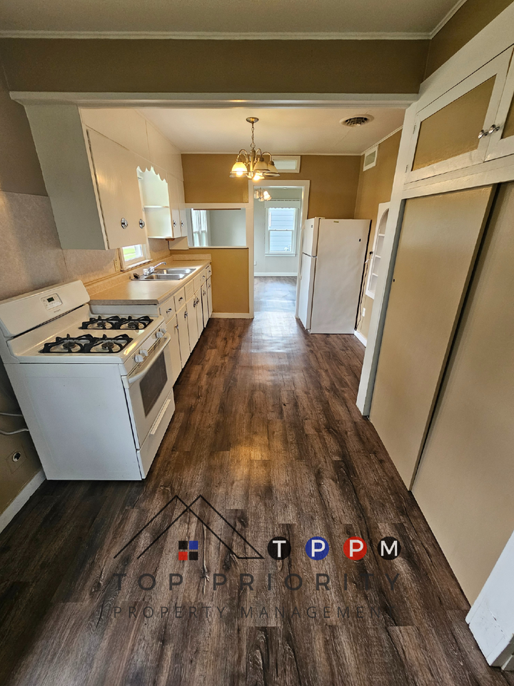 192 3rd Ave - Photo 3 of 12