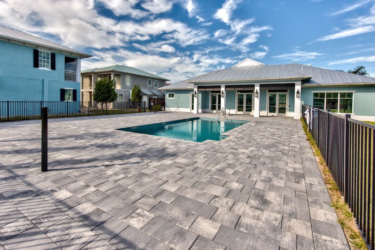 26370 Coco Cay Cir #102 - Photo 2 of 11