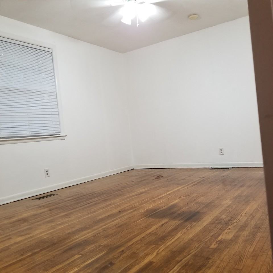 2907 W Linden Ave #A - Photo 5 of 11