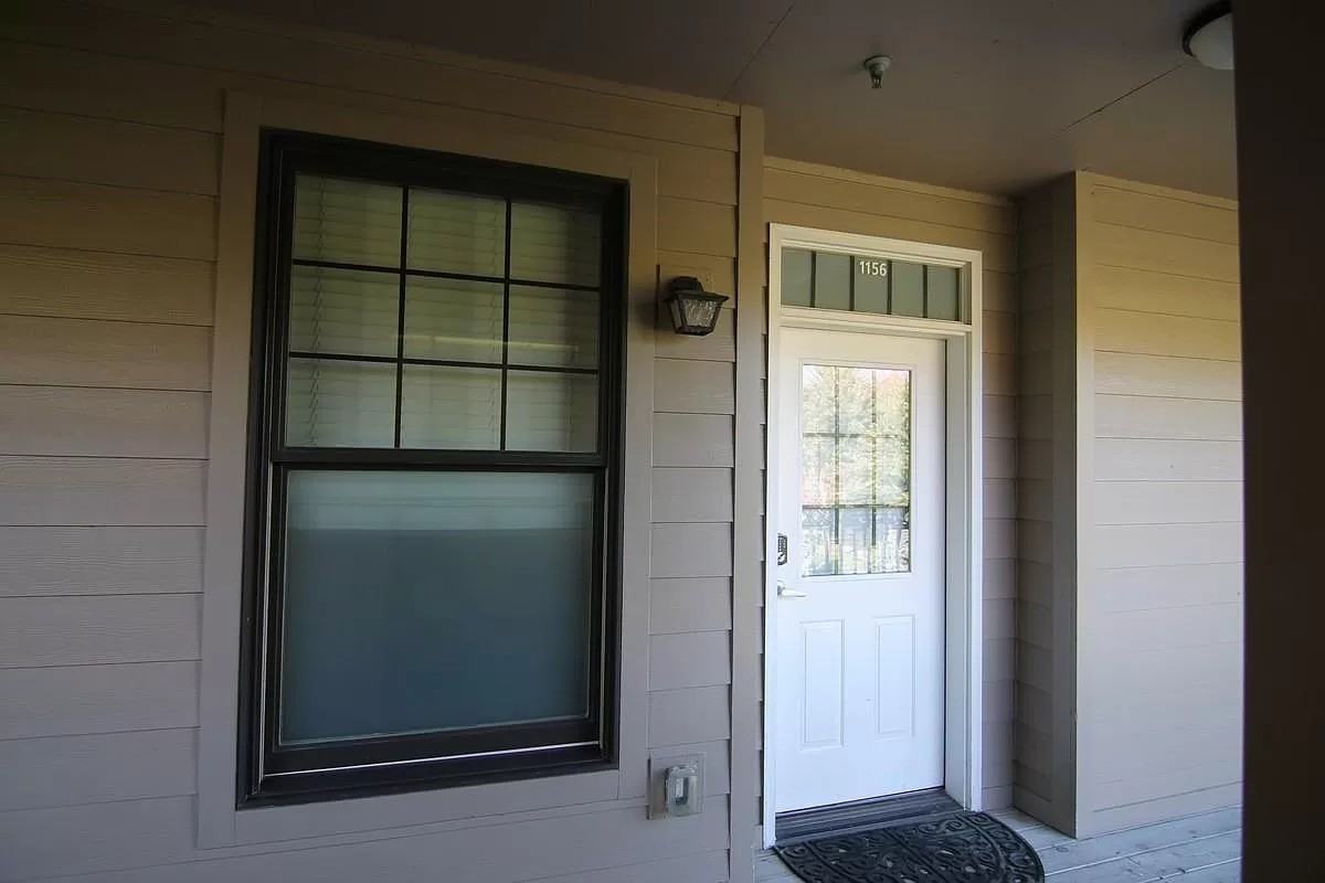 1156 Foster Rd - Photo 2 of 39