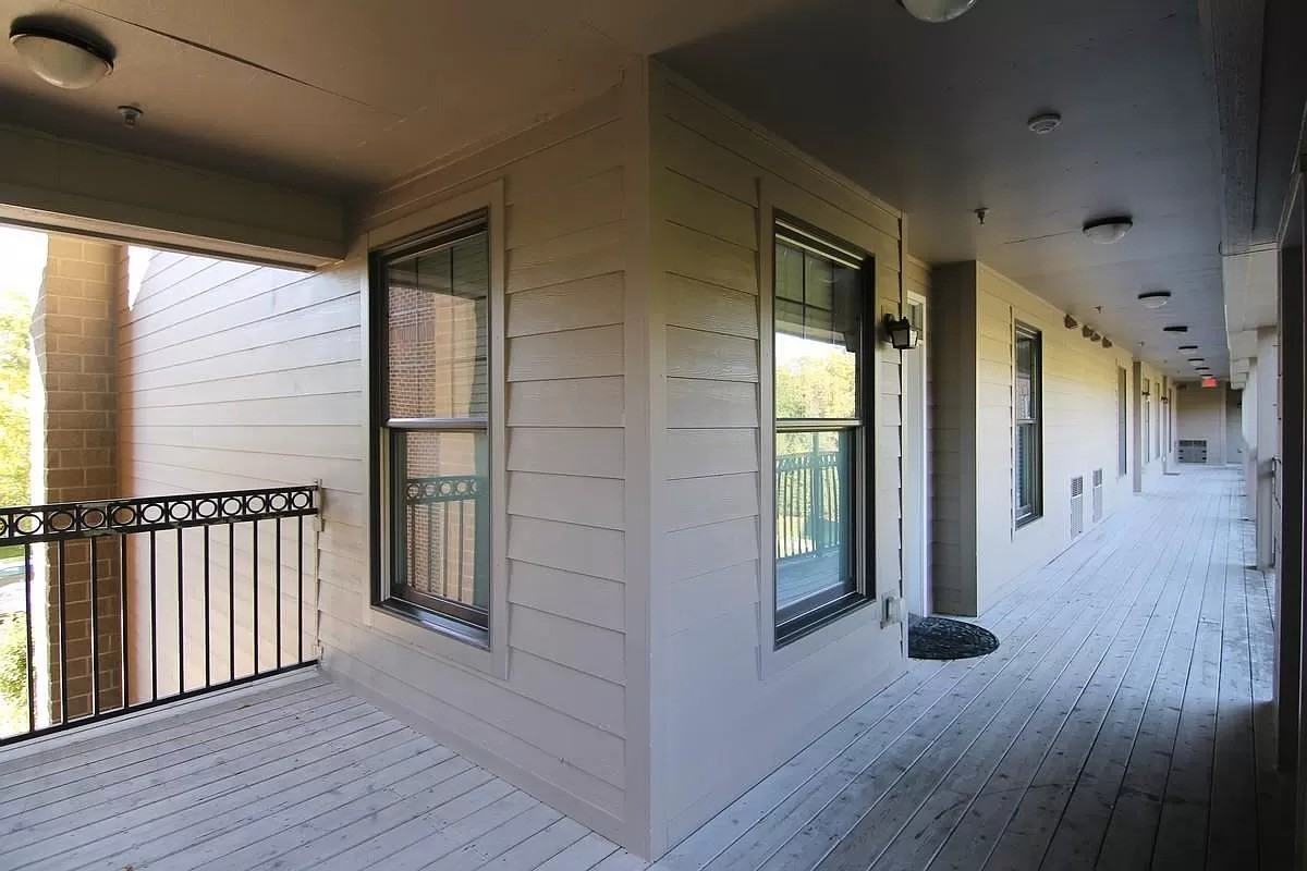 1156 Foster Rd - Photo 3 of 39