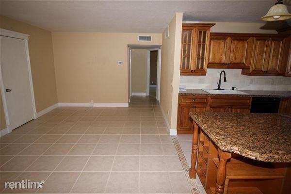 312 Southwind Dr - Photo 2 of 13