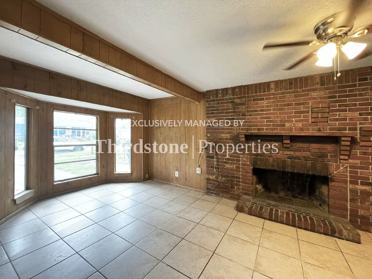 2912 West 15th Street - Photo 6 of 23